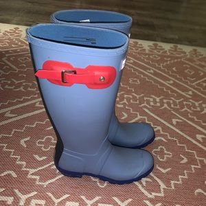 blue and coral hunter boots!